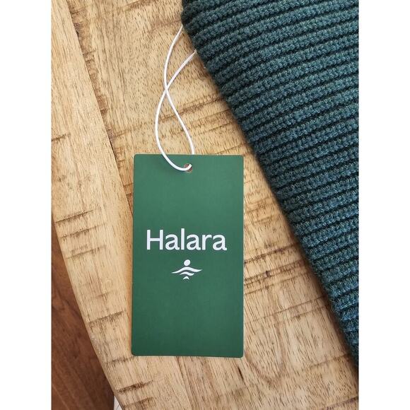 Halara High Neck Long Sleeve Asymmetrical Hem Work Sweater Women's L NWT - Picture 8 of 10